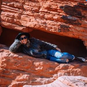 Meet your Posher, Megan